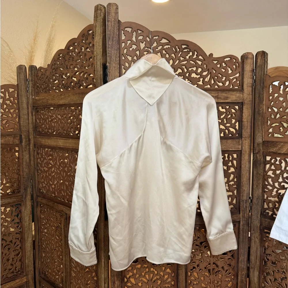 Chanel Silk Blouse 36 US 4